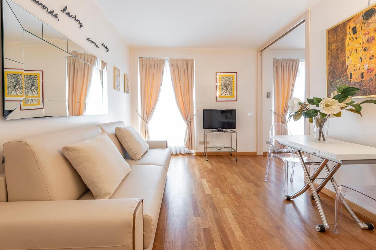 Milan Royal Suites - Centro Duomo Экстерьер фото