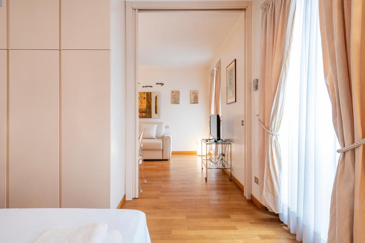 Milan Royal Suites - Centro Duomo Экстерьер фото
