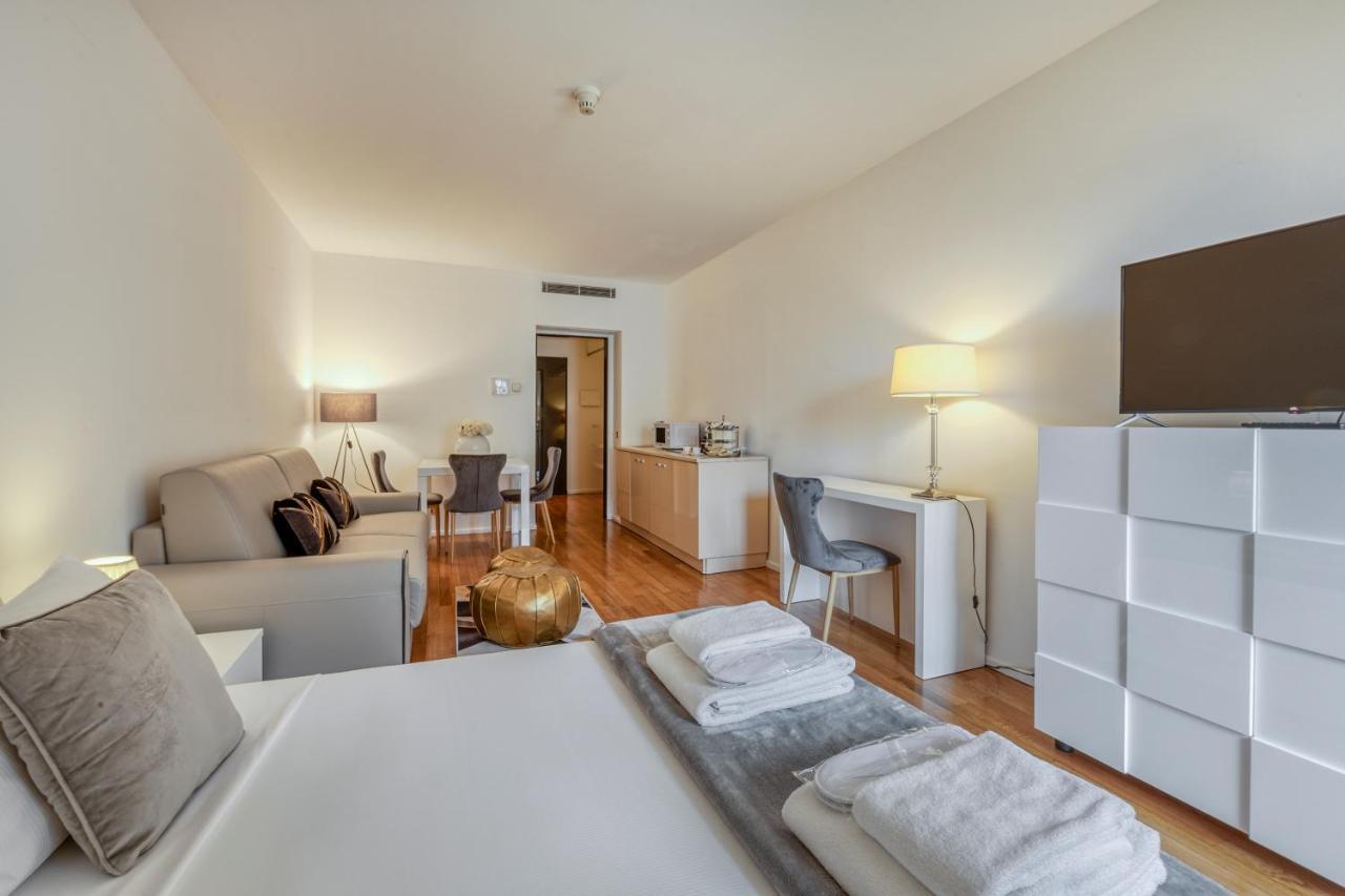 Milan Royal Suites - Centro Duomo Экстерьер фото