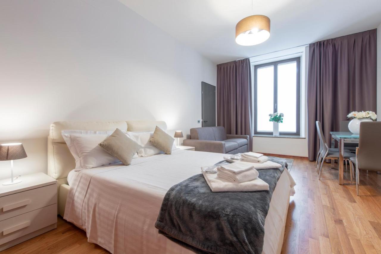 Milan Royal Suites - Centro Duomo Экстерьер фото