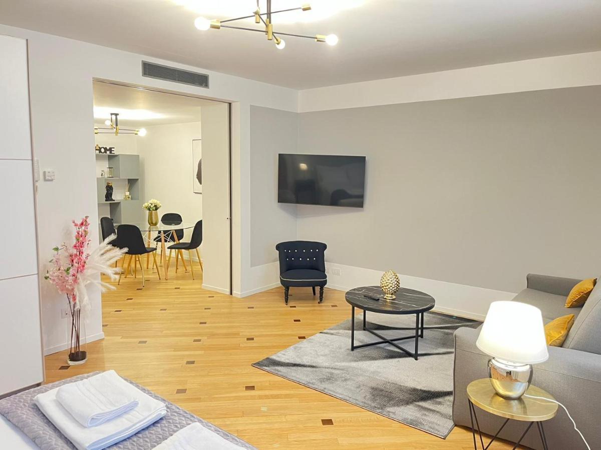 Milan Royal Suites - Centro Duomo Экстерьер фото