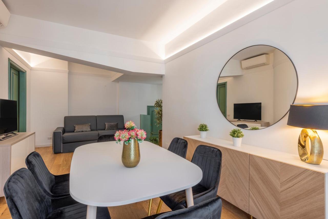 Milan Royal Suites - Centro Duomo Экстерьер фото