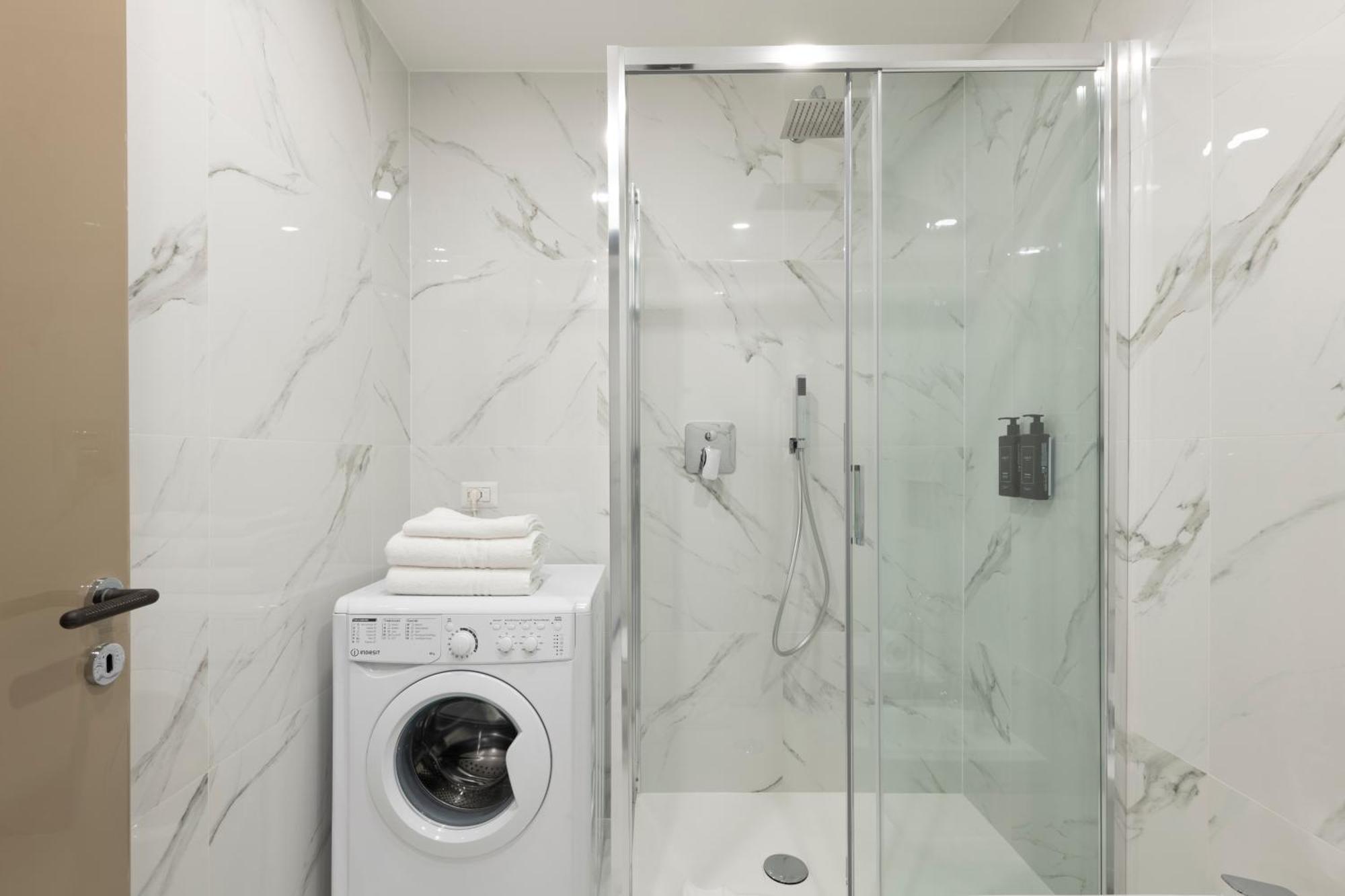 Milan Royal Suites - Centro Duomo Экстерьер фото