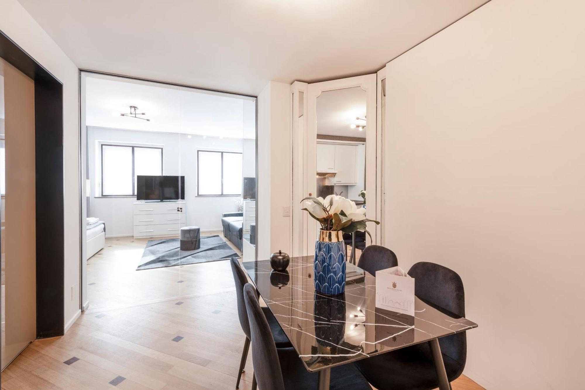 Milan Royal Suites - Centro Duomo Экстерьер фото